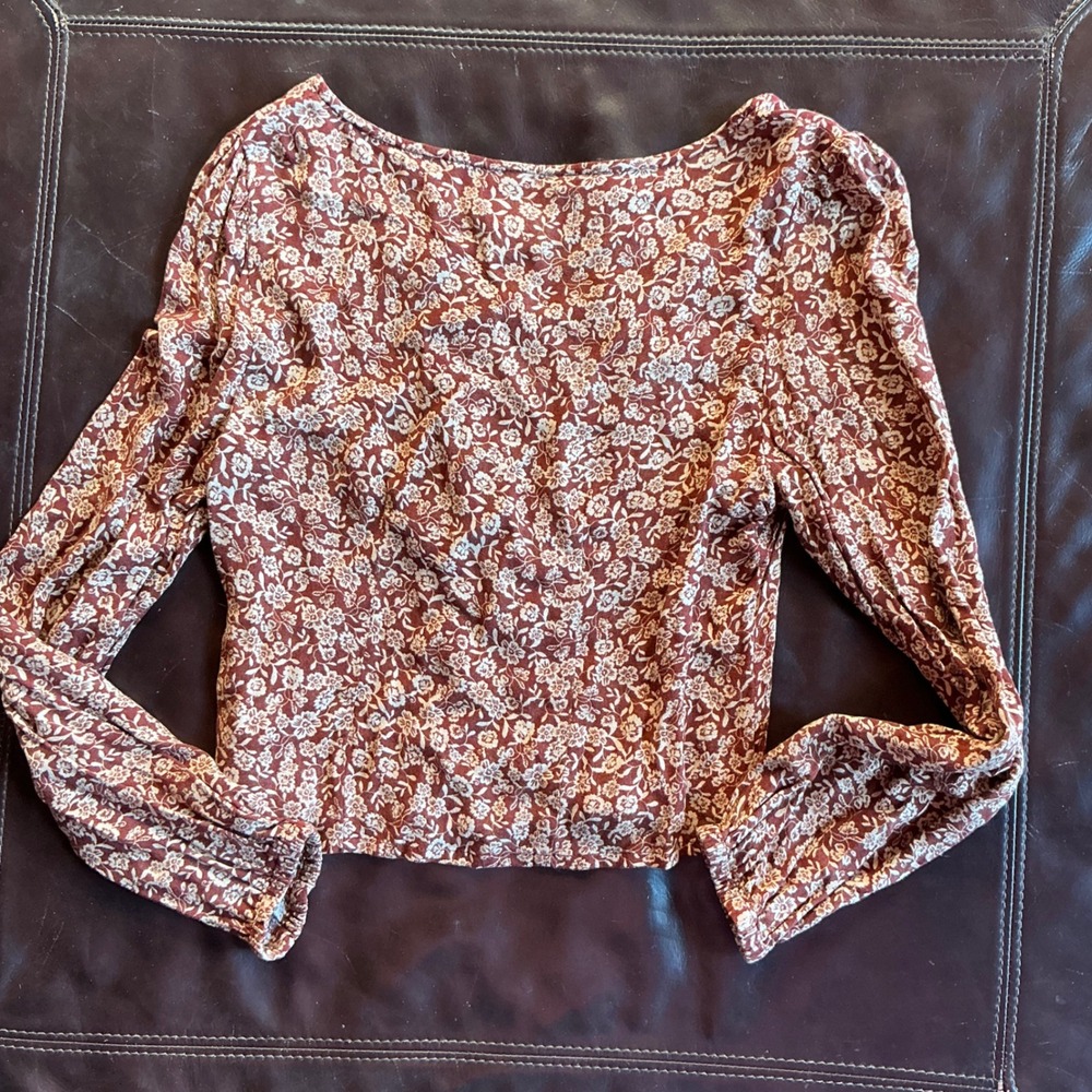 IDYLLWIND by Miranda Lambert Red Floral Ruched Long Sleeve Crop Top XS - Picture 5 of 5